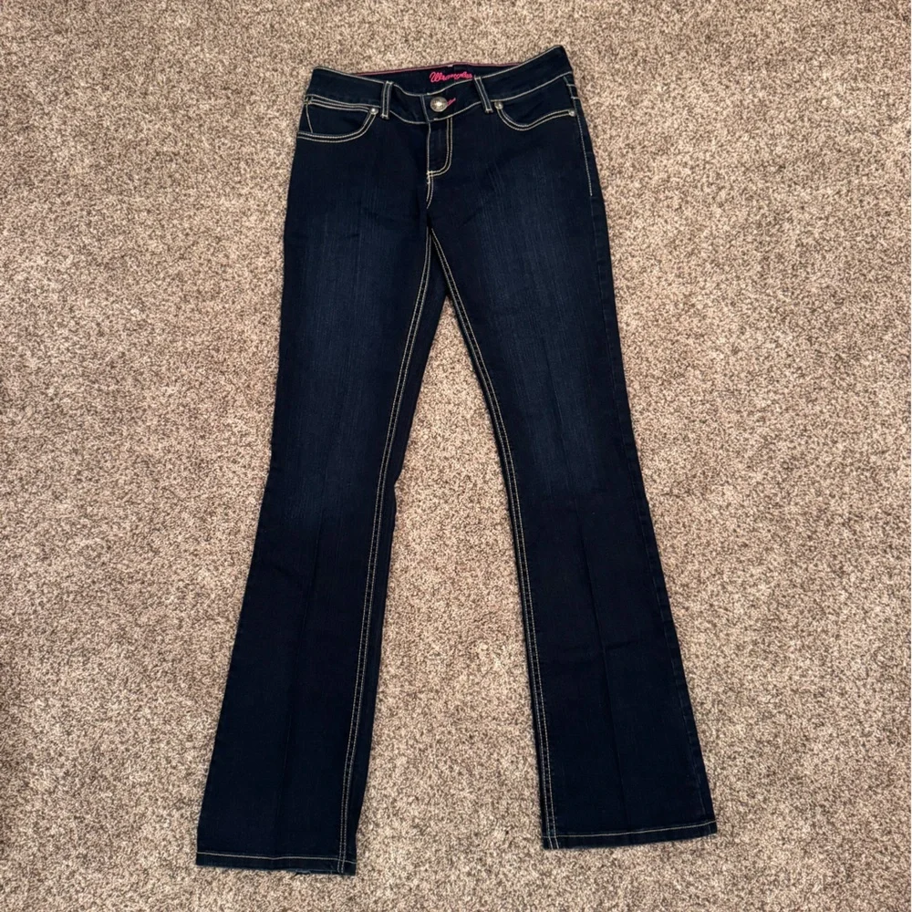 Women's Wrangler Dark Blue Jeans - Picture 3 of 4